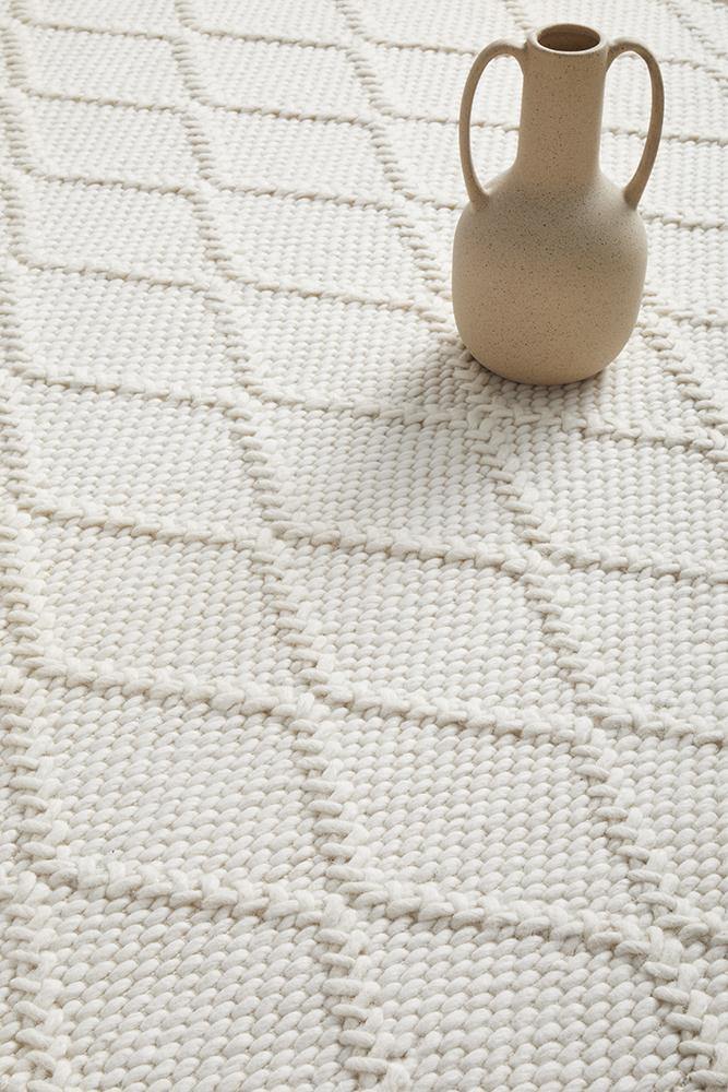 Huxley White Rug - Cozy Rugs Australia