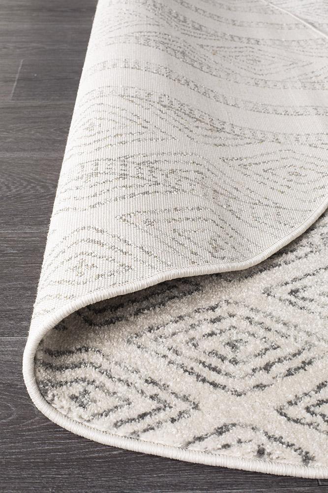 Oasis Salma White And Grey Tribal Round Rug - Cozy Rugs Australia