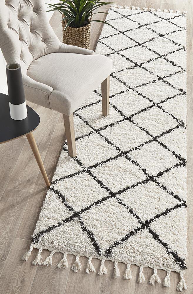 Saffron 22 White Runner Rug - Cozy Rugs Australia