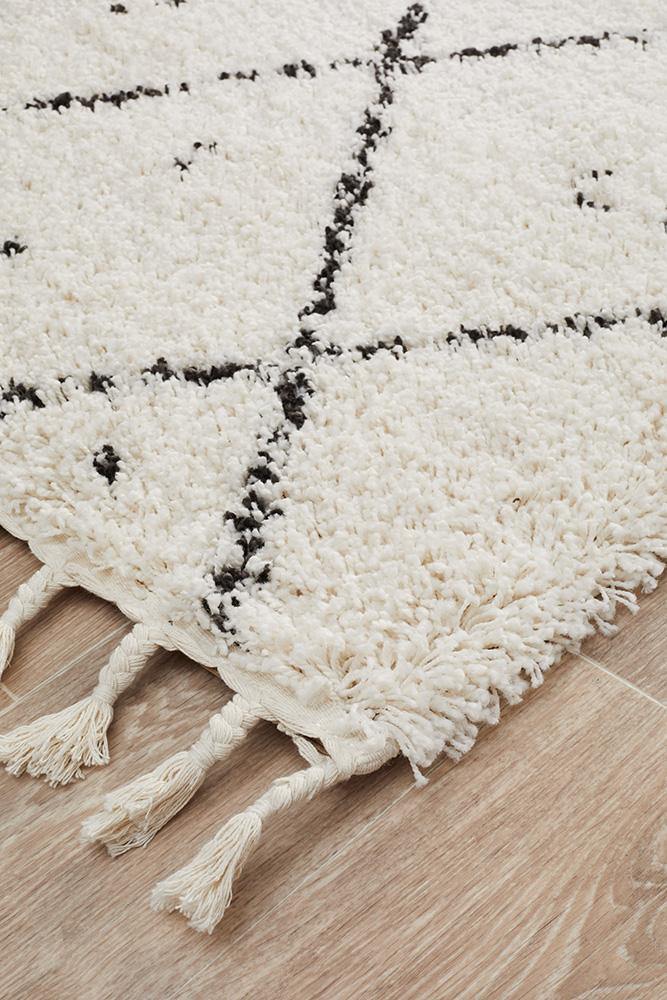 Saffron 44 White Runner Rug - Cozy Rugs Australia