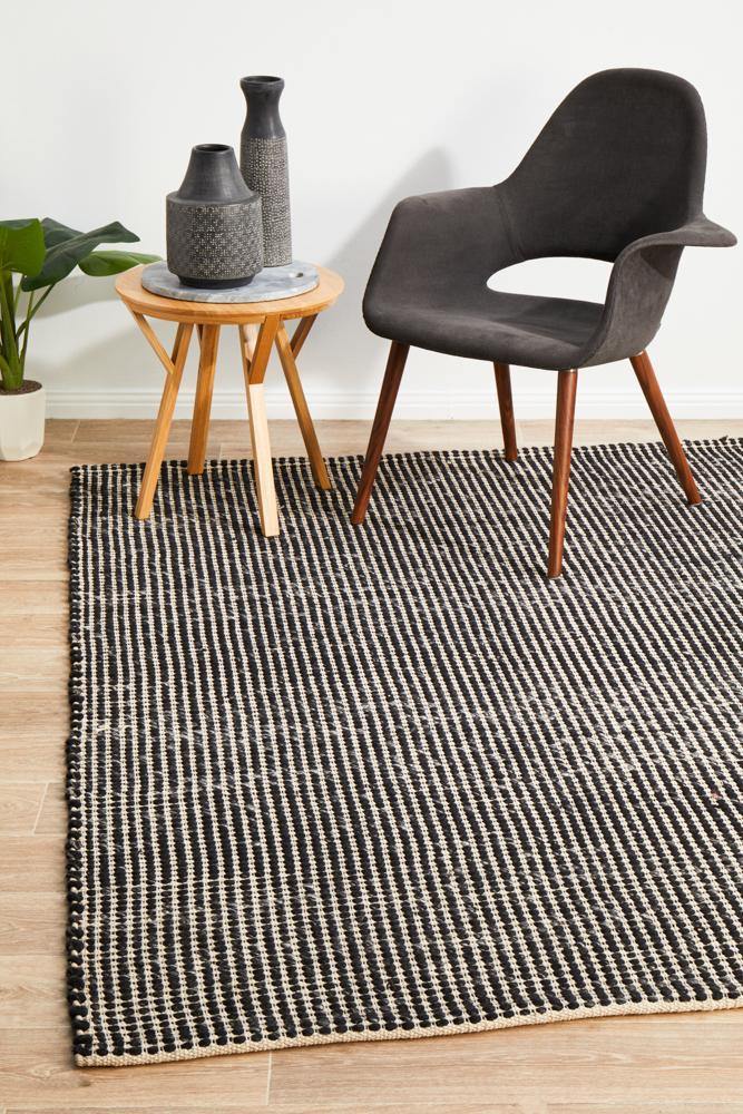 Skandinavian 300 Black Rug - Cozy Rugs Australia