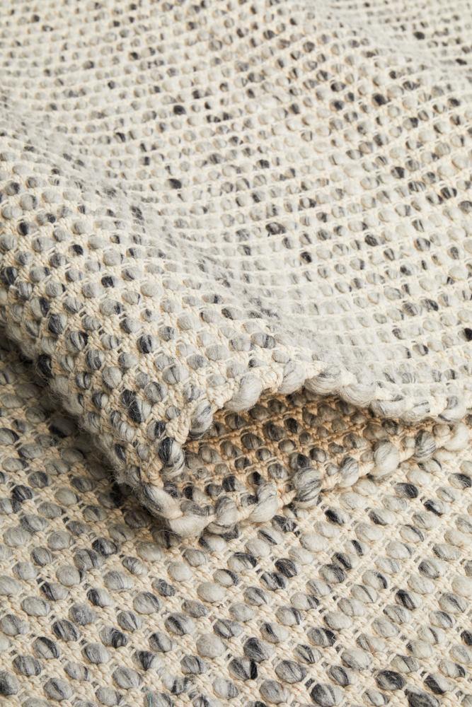 Skandinavian 300 Grey Rug - Cozy Rugs Australia