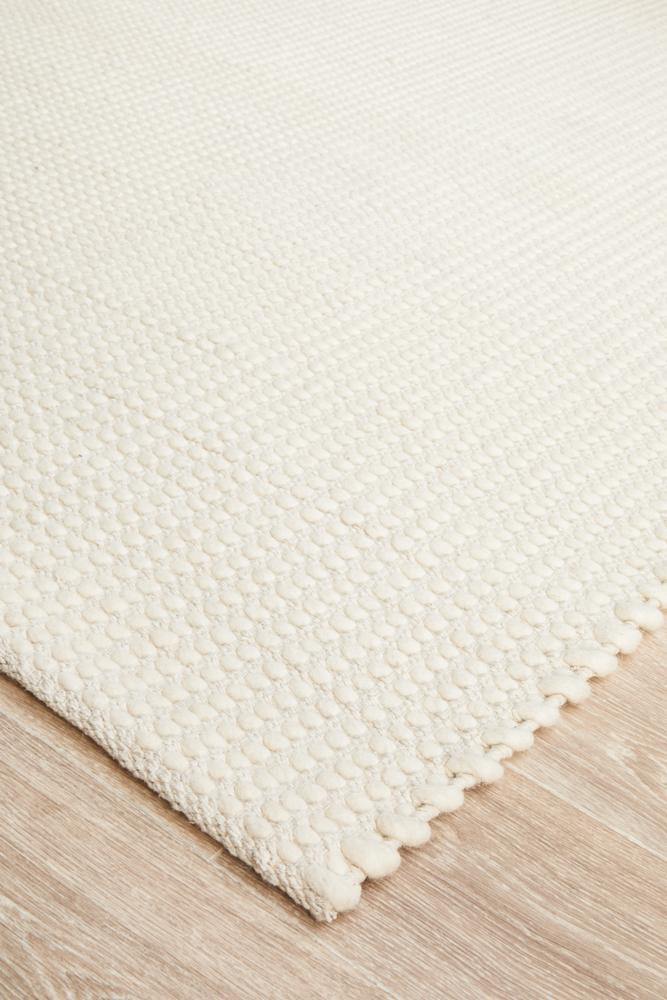 Skandinavian 300 White Rug - Cozy Rugs Australia