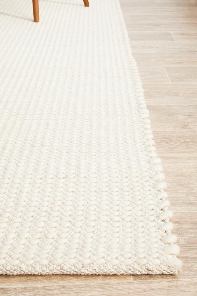 Skandinavian 300 White Rug - Cozy Rugs Australia