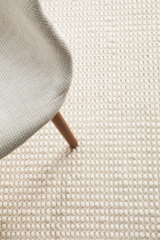 Skandinavian 300 White Rug - Cozy Rugs Australia