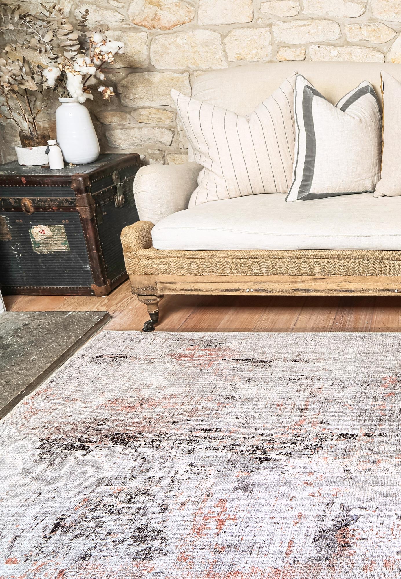 Abstract Celine Blush Rug washable