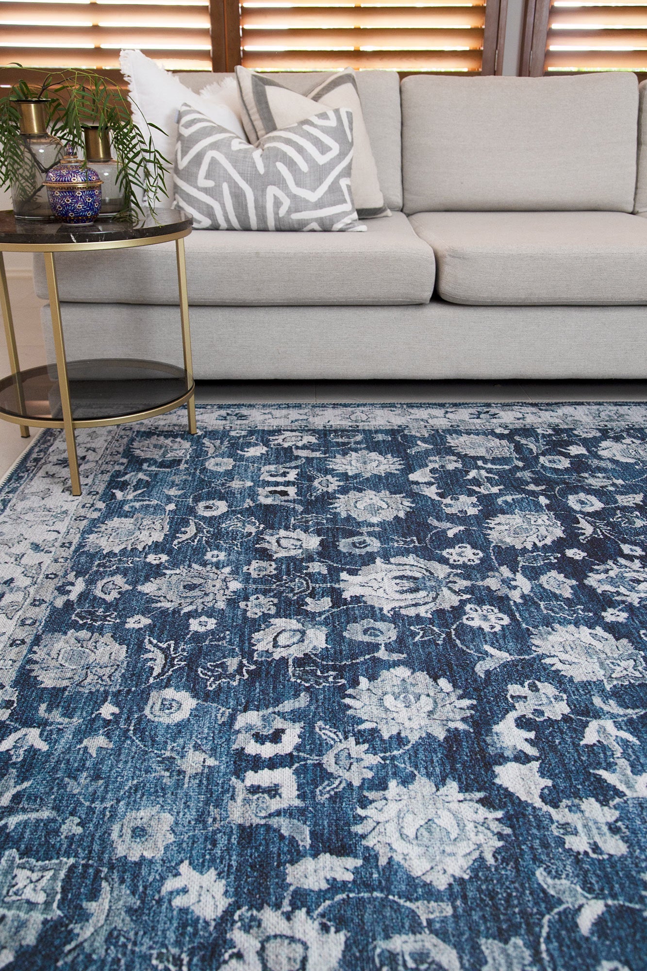 Wedgewood Blue Vintage Area Rug in a room