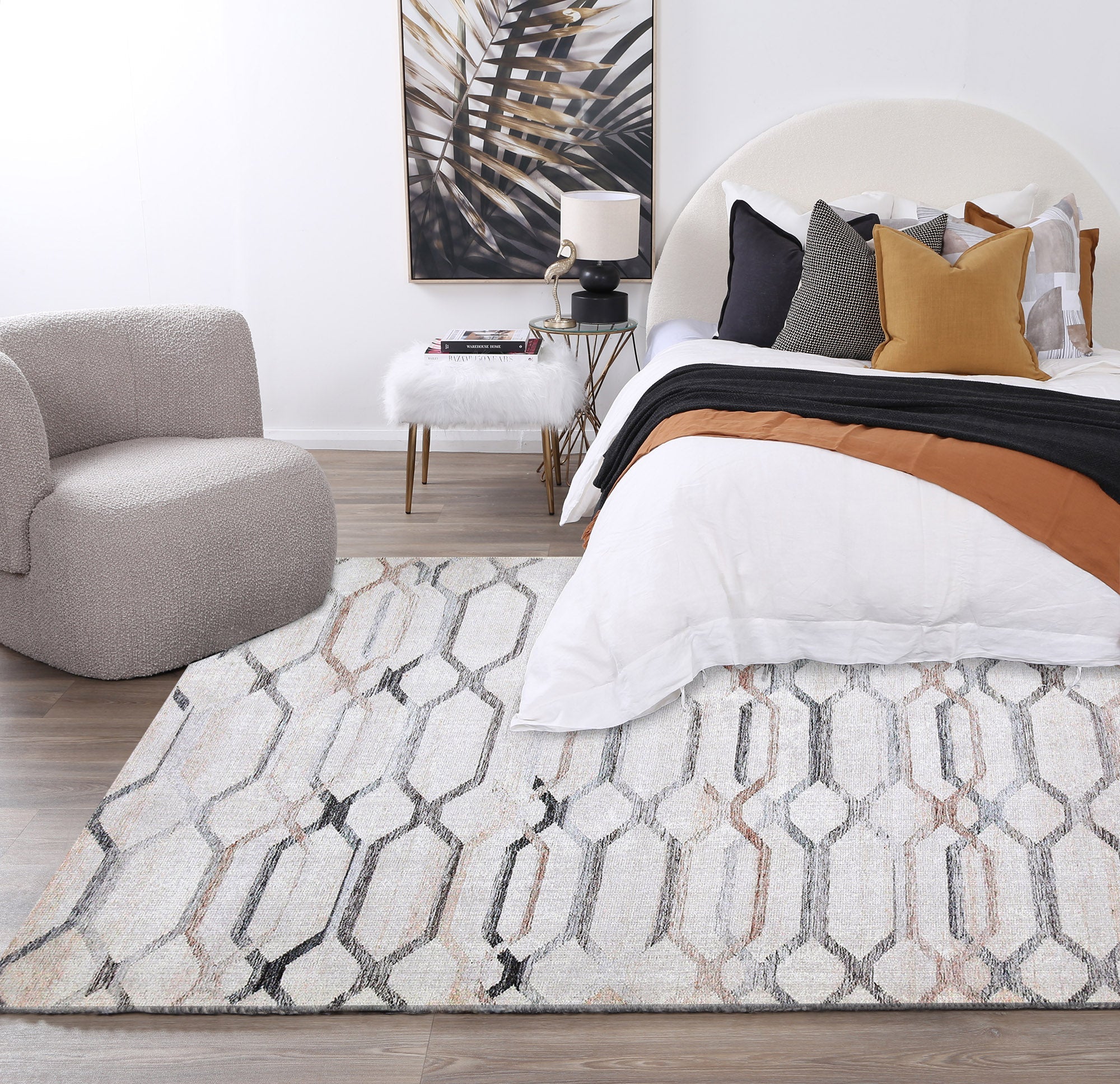 Maxine Lattice Pastel Rug in Beedroom