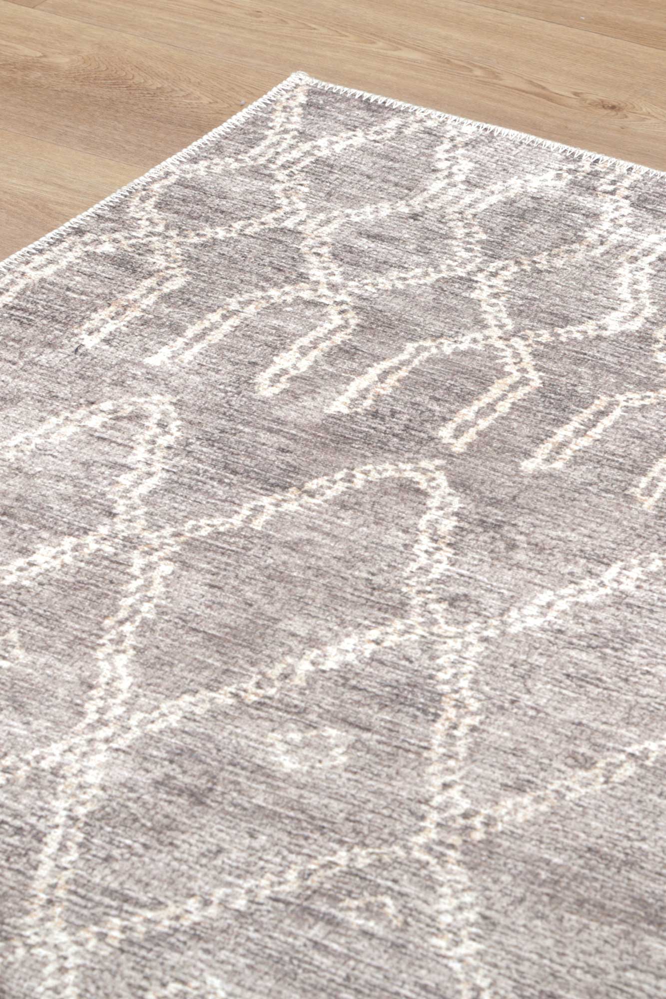 Nordic Nahla Beige Rug side facing