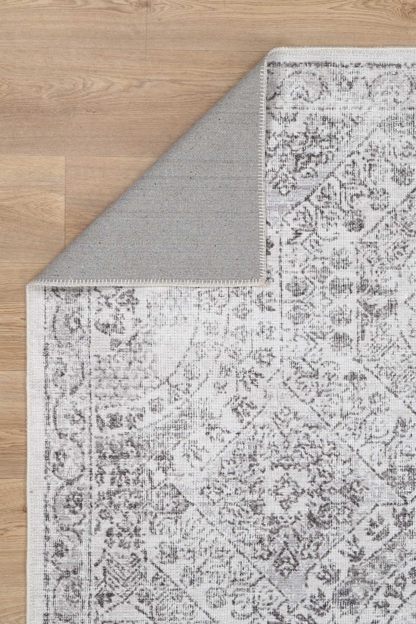 Versailles Winter Gray Rug folded