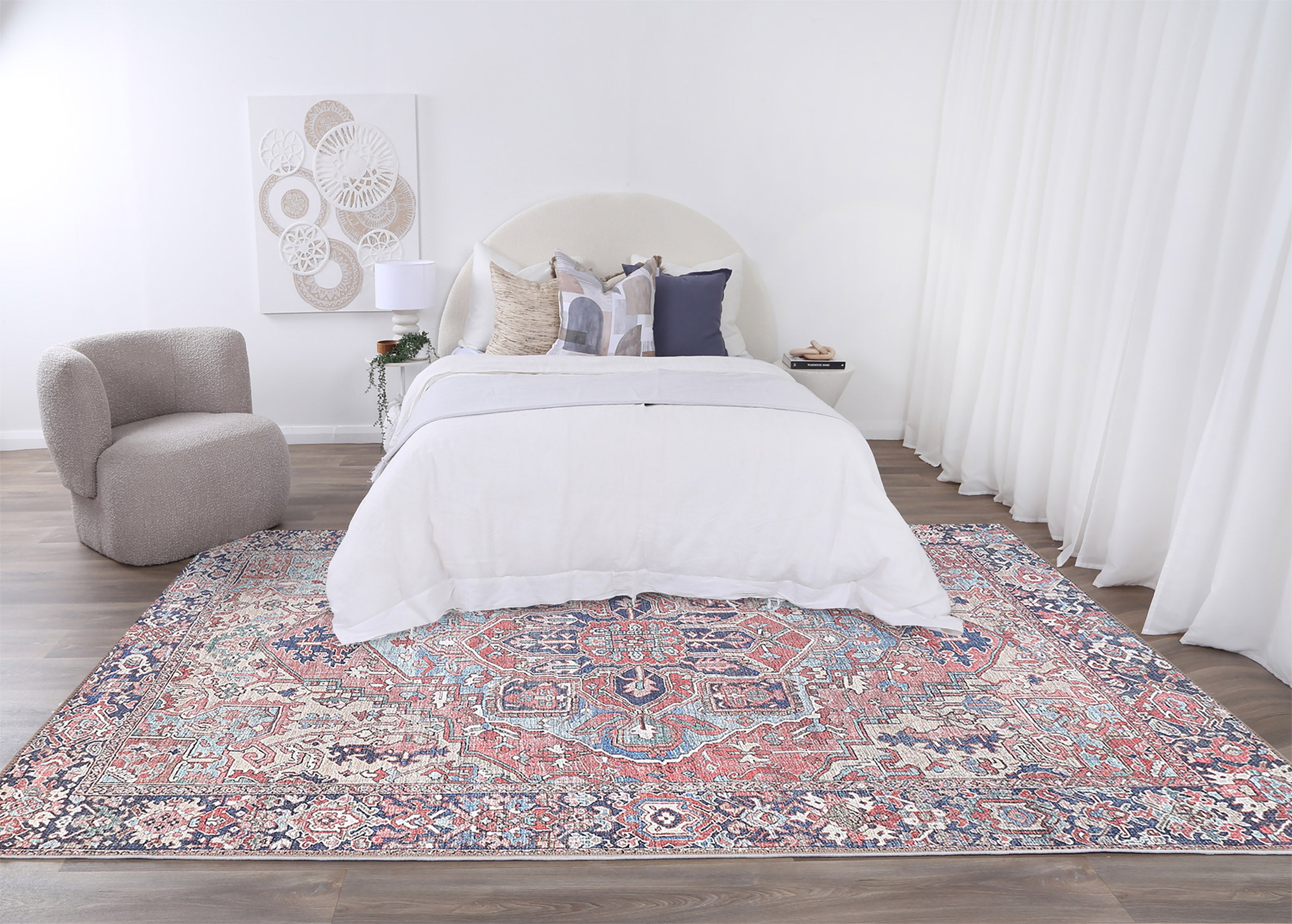 Colette Machine Washable Rug in bedroom